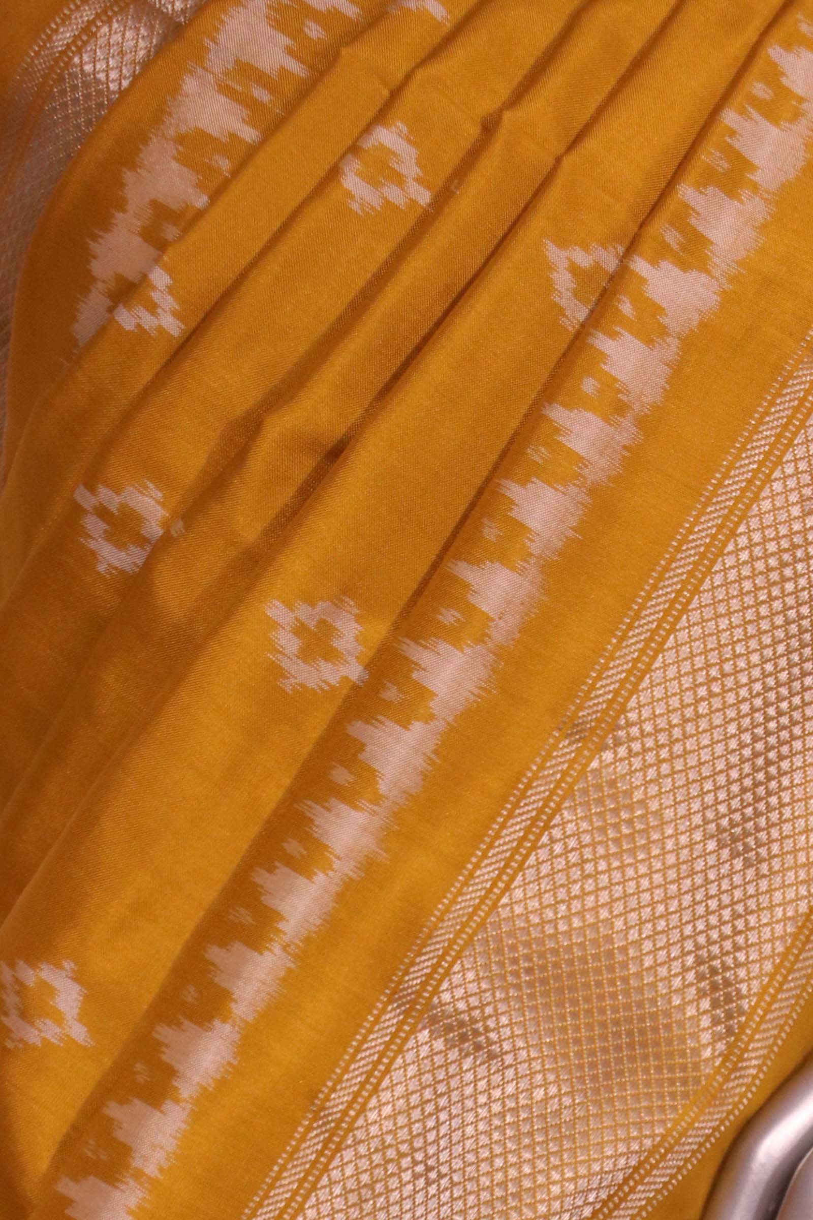 Pure Handloom Patola Ikat Silk Saree AL211720